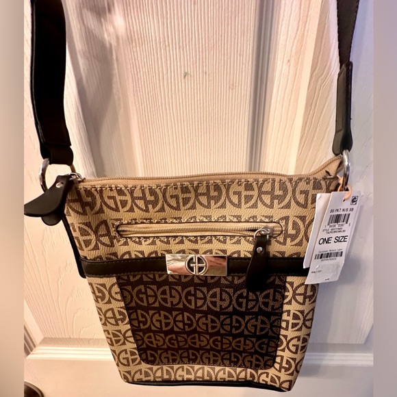 NWT Giani Bernini Block Signature Pocket North South Crossbody - Taupe Brown - Picture 6 of 16